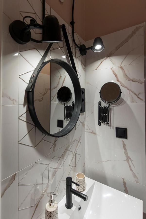 E13 Extravagant Studio Apartamento Budapeste