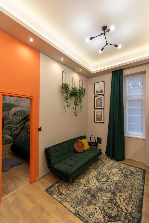 E13 Extravagant Studio Apartamento Budapeste